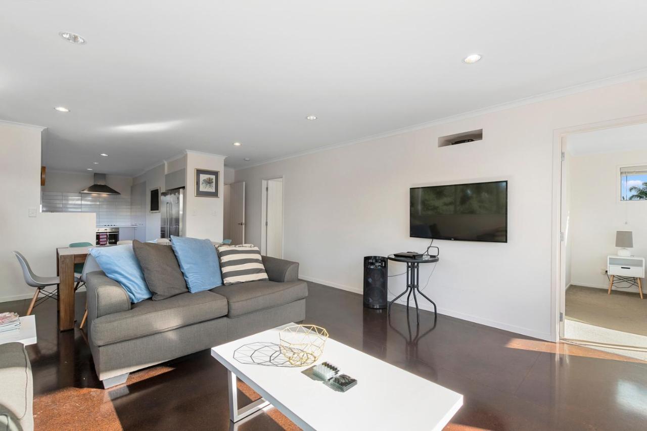 The Nautical Bach - Mangawhai Heads Holiday Home エクステリア 写真